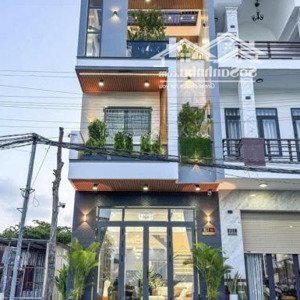 cô bé kẹt tiền bán nhà gần vạn hạnh mall, giá 3tỷ55 cho thuê 18tr/th. đ.trần minh quyền, p.10, q.10
