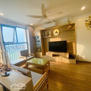 cho thuê căn hộ chung cư discovery complex 100m2, 2pn, full đồ, nhà đẹp, vào luôn. 15tr/th
