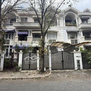 chủ ngộp bank cần bán gấp bt nam viên- phú mỹ hưng - rẻ hơn thị trường 4tỷ - 36.5ty 126m2