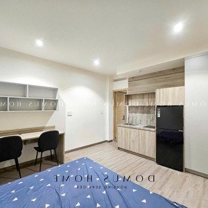 khai trương nhà mới - đầy đủ nội thất - ban công thoáng mát nằm trên đường cô giang, quận 1