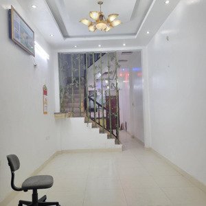 chính chủ cho thuê nhà 42m2 chùa bộc