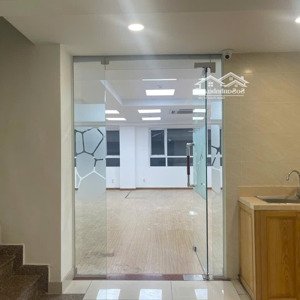 cho thuê văn phòng mới đường lê trung nghĩa ( k300) quận tân bình , dt 65m2 giá thuê 13,5tr/tháng.