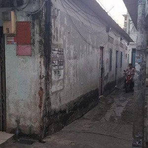 bán nhà cấp 4,,hẻm 3m,65m2 đường phạm văn bạch,p15,tân bình nhỉnh 5 tỷ