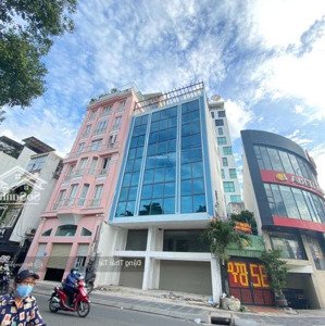 mặt tiền có khuôn đất cực kỳ đẹp, đường đặng văn ngữ. 8x23m, 42 tỷ vuong vức khuôn đất cực hiếm