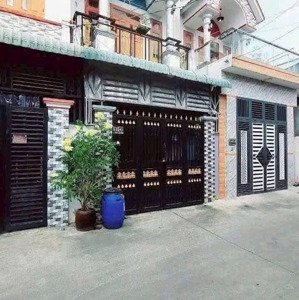 nhà 1 trệt 1 lầu 70m . hẻm 5m đường lê văn tiên , gần trường , chợ, ngã 3 cây điệp