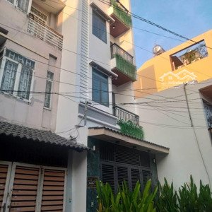 bán gấp nhà riêng để đi nước ngoài, giá 4,5 tỷ, 55m2 tại phạm văn chiêu, p14, gò vấp,lh: 0703746926