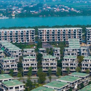 bán căn shophouse ngay gần chung cư ecopark