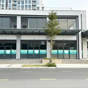 shop 1 trệt 1 lầu tại cardinal court, phú mỹ hưng. dt 216m2 ( 6.5m*17m ). gía 46 tỷ. thanh toán 20%