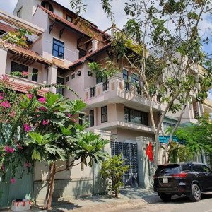 biệt thự sân vườn mtnb bình phú, p.10, quận 6 - 12 x 20-trệt lửng 2 lầu st - 8pn 6wc - giá 50 triệu
