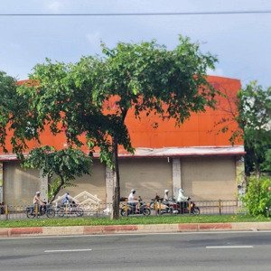Cho Thuê Mặt Bằng Showroom Kinh Dương Vương, P. 12, Quận 6 - 20 X 21 - Trần Cao 6m - Giá 100 Triệu