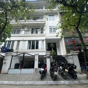 cho thuê nhà nguyễn tuân, ngụy như kon tum, dt 100m, 4 tầng 1 hầm 1 tum, nhà đẹp giá chỉ 50tr