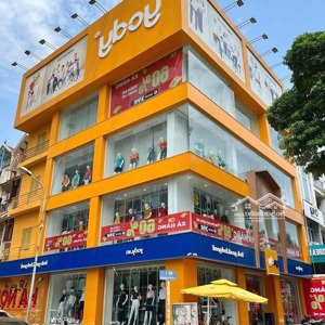 cho thuê mặt bằng kinh doanh đỉnh phố hoàng cầu, dt 130mx2t, lô góc 2 mặt tiền siêu hot