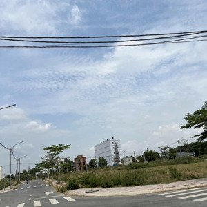 Bán Nhà Mặt Tiền 100m2, 1 Trệt 1 Lầu Khu Dân Cư Long Cang 1.800.000.000 đ