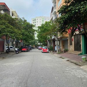 cần bán lô đất băng 2 đường nguyễn tất thành chân chung cư vinaconex