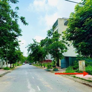 bán rẻ hơn 700 triệu diện tích 100m nam vĩnh yên sẵn sổ. lh 0865566675