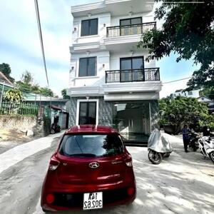 Bán Nhà 3 Tầng Ngõ 8 Bãi Muối,P.Cao Thắng. DT: 67.4m2 Oto Đỗ Cửa !!!