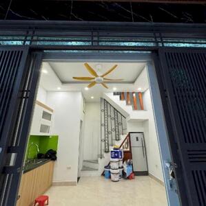 Cho thuê nhà nguyên căn Phố Chùa Bộc, 5 tầng x 25m2, 3 ngủ khép kín, 14 triệu