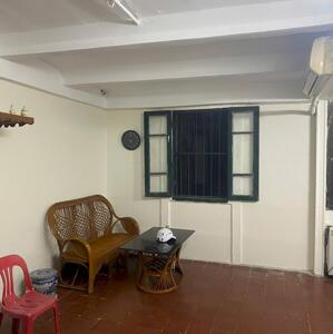 Cho thuê căn hộ Tập thể Phố Cát Linh, DTSD 75m2, 3 ngủ, 7 triệu ở hộ gia đình (có thương lượng)