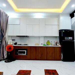 Sở hữu ngay nhà ngõ Ngọc Khánh, giá 19.5 tỷ, 37m2x7T, ô tô vào