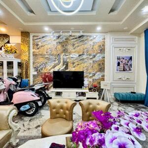 Quận 10, biệt thự lô góc 4 Tầng, sổ nở hậu, gần đường 3/2, 95m2, ngang gần 6m, 16.x Tỷ