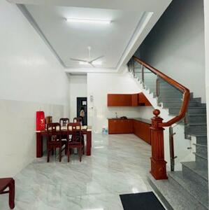 CHO THUÊ NHÀ MẶT TIỀN MỚI FULL NỘI THẤT GẦN SIÊU THỊ GO CẦN THƠ GIÁ 18 TRIỆU