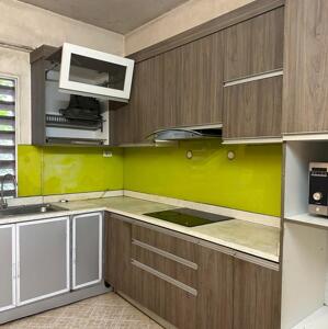 Cho thuê nhà ngõ ô tô Phố Yên Lạc, 5 tầng x 50m2, 3PN Spa, Nail, KD sạch kết hợp ở gđ