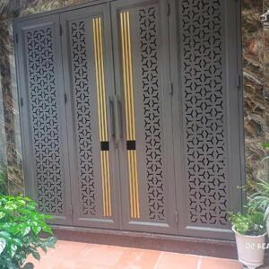 SIÊU PHẨM LẠC LONG QUÂN-5 TẦNG THANG MÁY- NỘI THẤT GỖ LIM- Ô TÔ 4 CHỖ- 55m GIÁ 13 TỶ CÓ LÙI