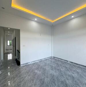  NHÀ ĐẸP 125m2 – ĐƯỜNG 10M – SỔ RIÊNG – TẶNG NỘI THẤT - CHỈ 600TR 