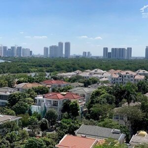 Bán nhanh CHCC Hưng Phúc, DT 98m2, TK 3PN, 2WC, nhà đẹp, giá 8 tỷ