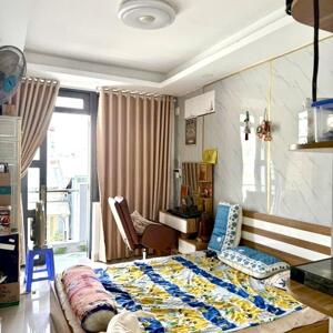 "Chỉ 6.15 Tỷ, 4 Tầng,4Pn, 39m2, hẻm xe hơi Cách Mạng Tháng Tám, Quận 10, Ở ngay/cho thuê