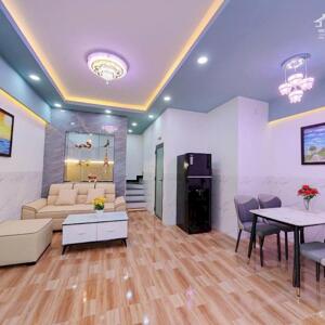 Bán nhà ngay chợ Đầm-DT32m2-2tầng-2PN-vạn thạnh-Nha Trang - chỉ 2ty4. ( trung tâm)