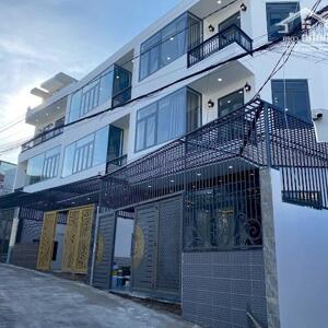 BÁN NHANH NHÀ MỚI ĐƯỜNG OTO GẦN BIỂN HÒN CHỒNG NHA TRANG