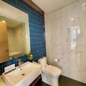 Do chuyển định cư, Bán cắt lỗ 500Tr căn hộ 2PN 85m2 view Biển trung tâm du lịch Bãi Cháy, Hạ Long.