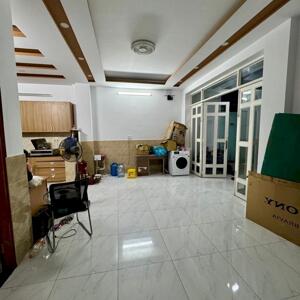 NHÀ ĐẸP HIỆP BÌNH CHÁNH - 60m2 NGANG 5m, 3 PHÒNG NGỦ - Gần GIGAMALL CHỈ HƠN 4 TỶ