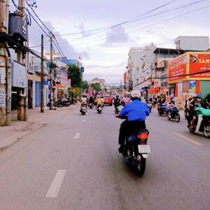 Giá chỉ còn 65 tỷ. Bán mặt tiền Phạm Văn Thuận, Biên Hoà. 1.491m2 sổ thổ cư sẵn 1.217m2.