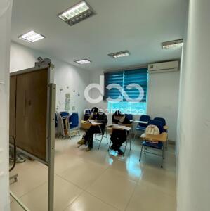 Cho thuê văn phòng giá rẻ diện tích 70m2 giá 12 triệu, chia sẵn 3 phòng tại kv phố Hàm Nghi,quận Nam Từ Liêm