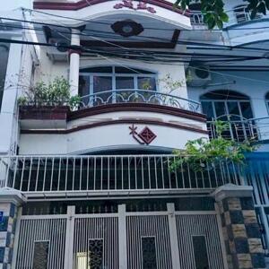 HẠ NHANH BÁN NHÀ PHỐ 3 tầng trung tâm Nha Trang 11ty