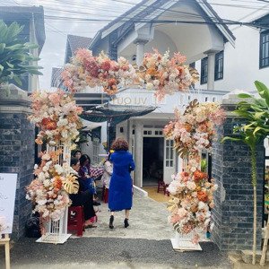 bán biệt thự cực đẹp tại trung tâm tp. đà lạt, view thung lũng, đồi núi cực đẹp. phù hợp làm h.stay