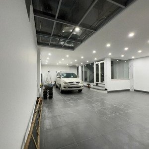 cho thuê nhà biệt thự (hoặc làm vp sạch sẽ) lâu dài tại ngõ 396 âu cơ, tây hồ. dt 100 m2 x 5 tầng