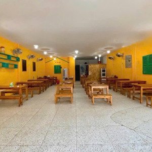 cho thuê mặt bằng đẹp ngang 8m kinh doanh ngay vincom plaza , trung tâm biên hòa