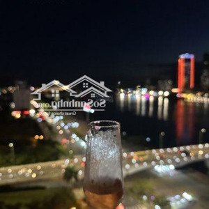 cần cho thuê căn penthouser 200 m2 , 3 phòng ngủ view sông hàn,full giá 50 triệu lh 