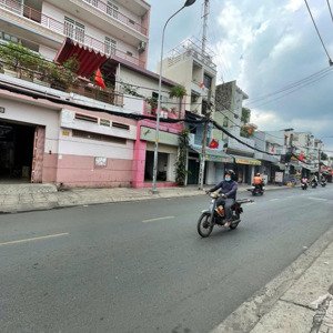 mtkd - 54 đặng nguyên cẩn, p14,q6. hcm dtich : 13m x 14m + shr - xd : 5 tầng
bán giá : 16,8 tỷ tl