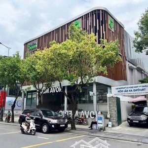 bán nhà vị trí vàng mặt tiền nguyễn văn trỗi - dt: 16x35m - ctxd: 2 hầm + 15 lầu - giá bán: 150 tỷ