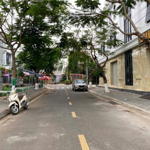 chủ bán lô đất 5x20m dự án đông tăng long giá 6 tỷ 1 vị trí 1 sẹc a4 kdc đông đúc