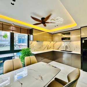 chính chủ bán gấp nhà quận phú nhuận giá chỉ 4tỷ8 thương lượng mạnh tiềm năng cho thuê 25 triệu/ 1t