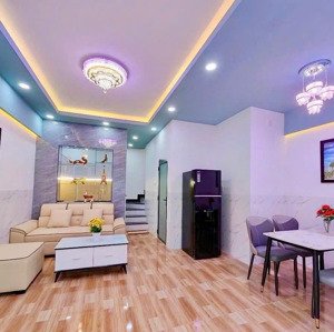 bán nhà 2 tầng mới xây (full nội thất) đường nguyễn thái học tttp nha trang, gần biển, gần chợ đầm.
