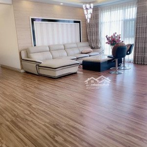 em chuyên bán nhiêu căn hộ happy valley. pmh. q7. dt 135m², giá 9.3 tỷ. rẻ nhất thị trường