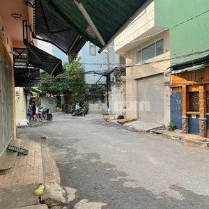 bán nhà mặt tiền ngô quyền quận 5. diện tích hiếm 9x17m giá bán tốt nhất chỉ 52 tỷ