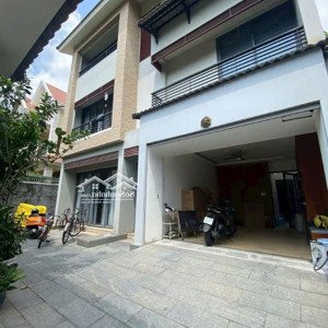 cho thuê biệt thự ven sông, q7-5pn, 5wc- tổng diện tích lên tới 390m2 giá ưu đãi chỉ 70 triệu/tháng