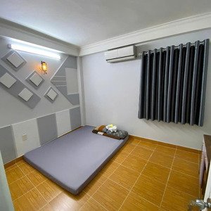 quận 11 ngay lê đại hành sát bên q5, q10 - dt 41m2 4 tầng hẻm 4m, 4pn